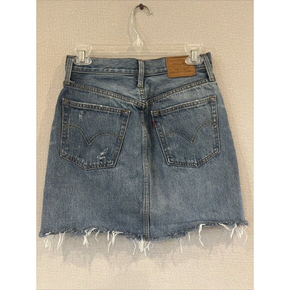 Levi’s Denim Mini Skirt Distressed, Raw Hem, Sz 26 - Picture 8 of 12